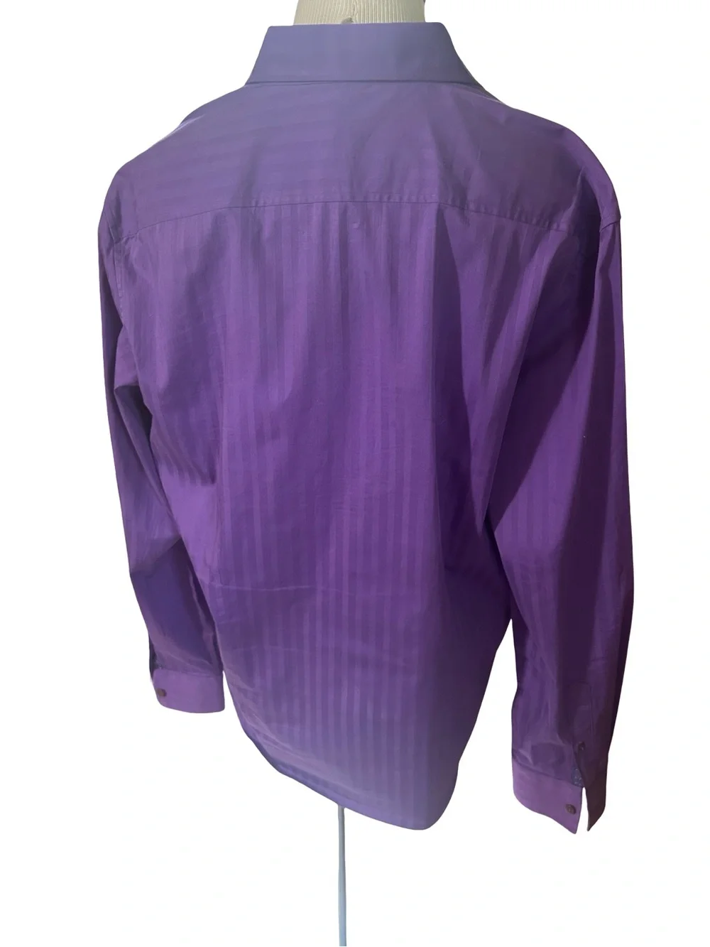 Robert Graham Purple Striped
Button Down Shirt XL Tailored Fit
Cotton Stretch - Picture 4 of 10